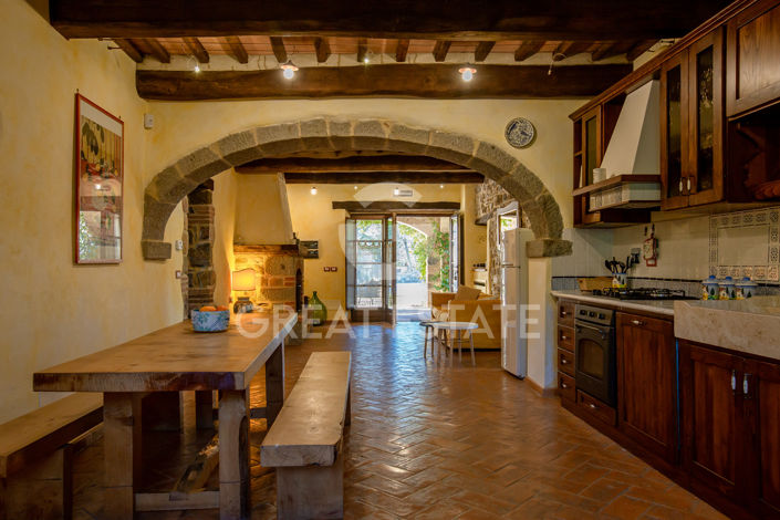 Image No.2-12 Bed Country House for sale