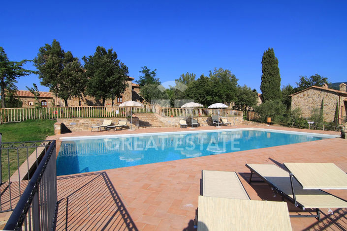 Image No.22-12 Bed Country House for sale