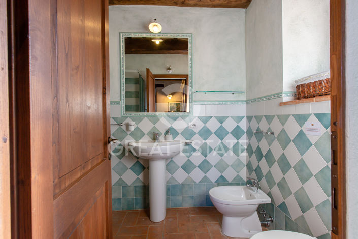 Image No.32-12 Bed Country House for sale