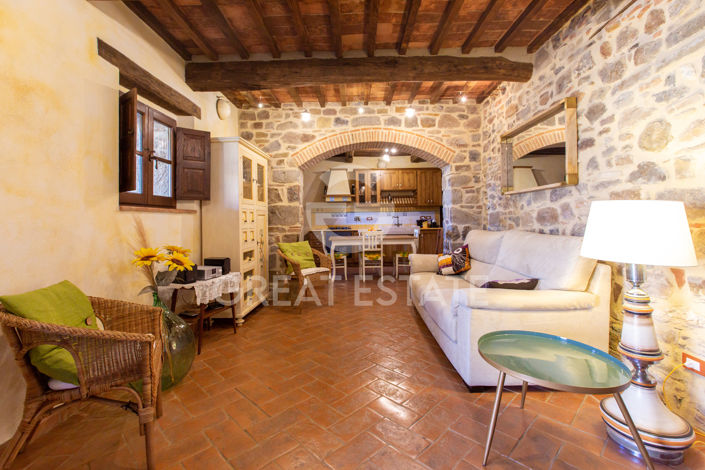 Image No.34-12 Bed Country House for sale