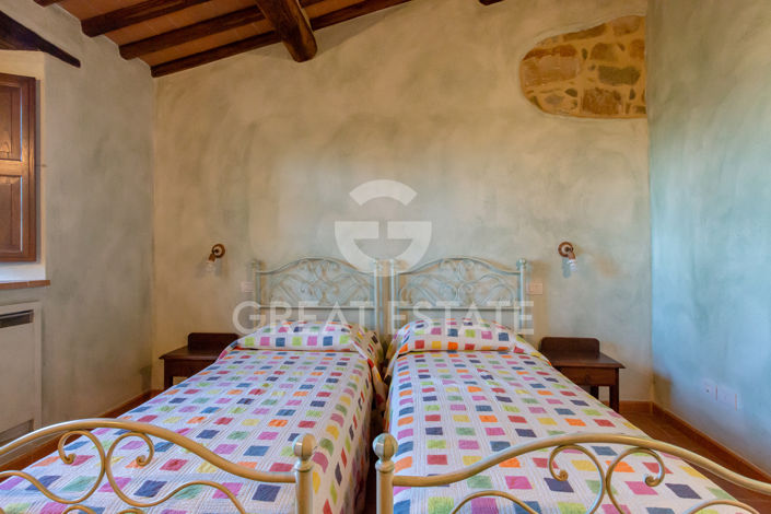 Image No.46-12 Bed Country House for sale