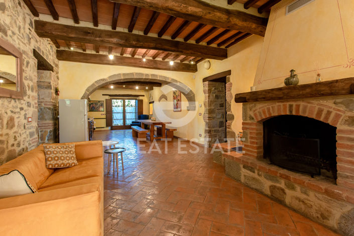 Image No.5-12 Bed Country House for sale