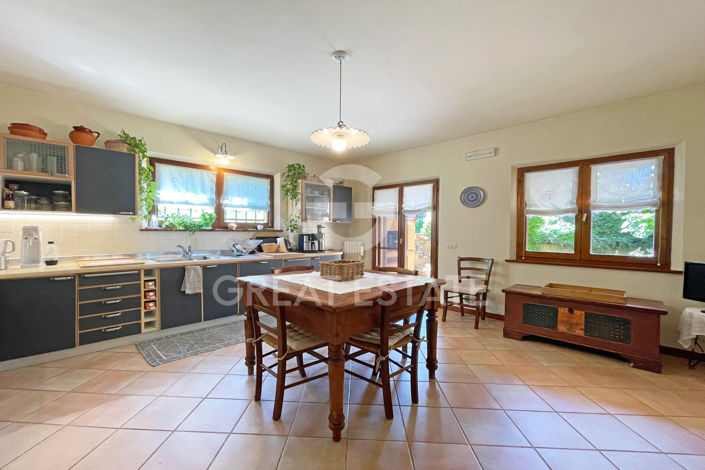 Image No.23-Maison de campagne de 4 chambres à vendre à Foiano della Chiana