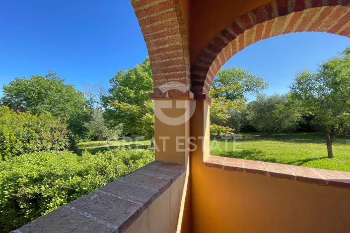 Image No.36-Maison de campagne de 4 chambres à vendre à Foiano della Chiana