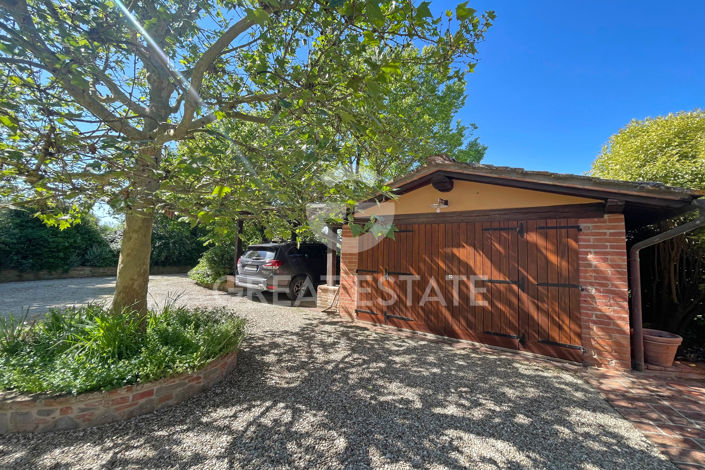 Image No.37-Maison de campagne de 4 chambres à vendre à Foiano della Chiana