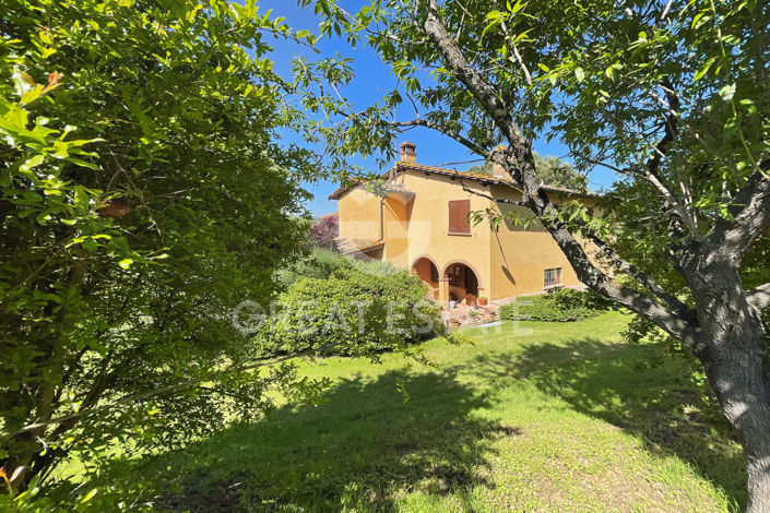 Image No.10-Maison de campagne de 4 chambres à vendre à Foiano della Chiana