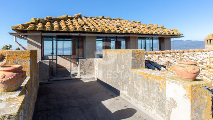 Image No.14-9 Bed Villa for sale