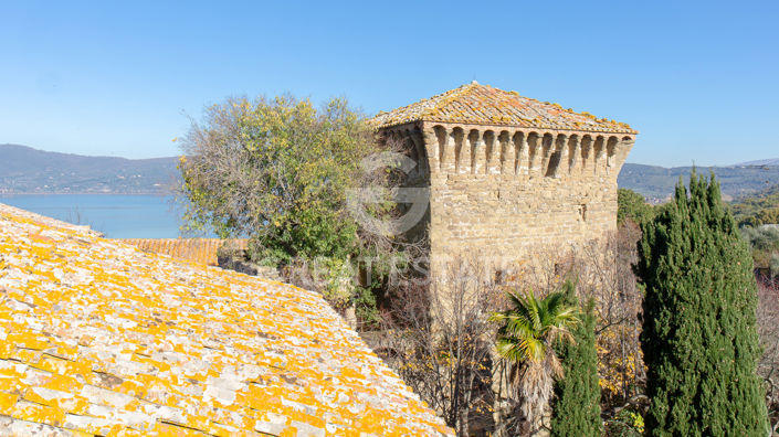 Image No.18-9 Bed Villa for sale