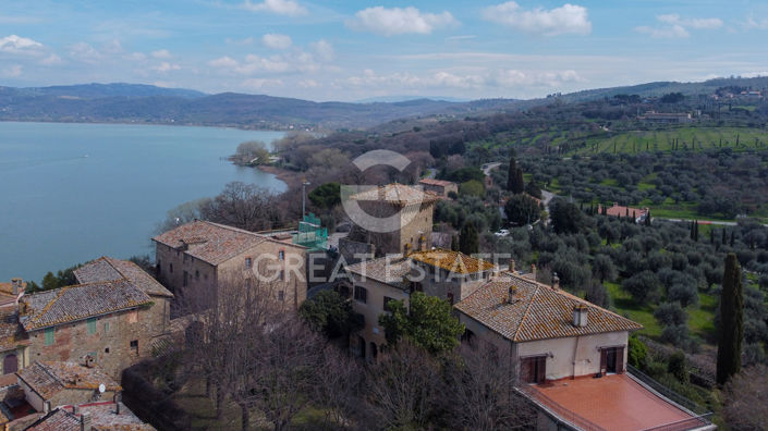 Image No.20-9 Bed Villa for sale