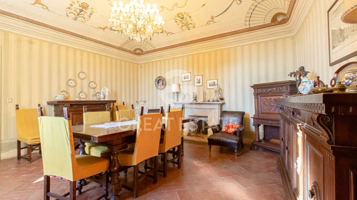 Image No.26-9 Bed Villa for sale
