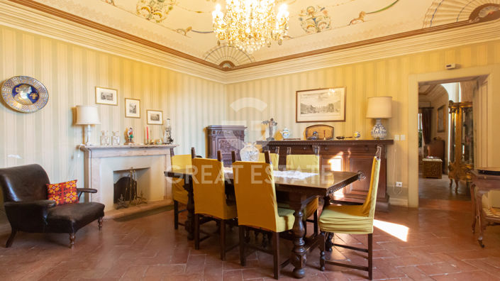 Image No.27-9 Bed Villa for sale