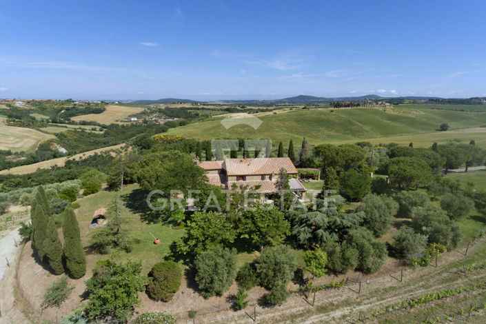 Image No.18-6 Bed Country House for sale