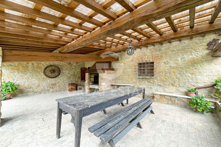 Image No.32-6 Bed Country House for sale