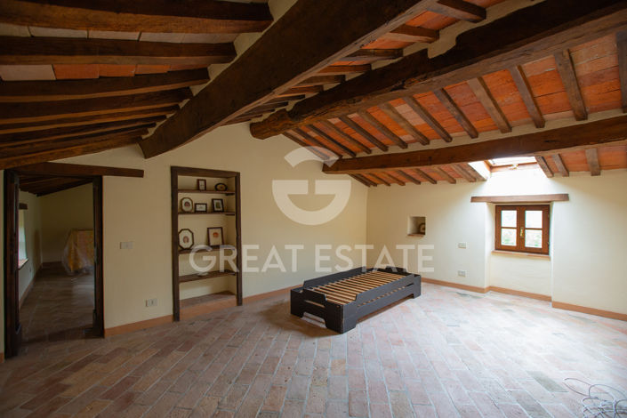 Image No.25-Maison de campagne de 4 chambres à vendre à Cortona