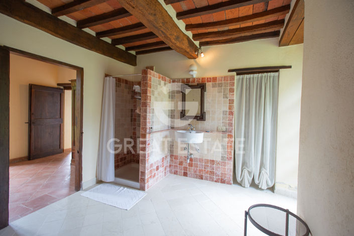 Image No.26-Maison de campagne de 4 chambres à vendre à Cortona