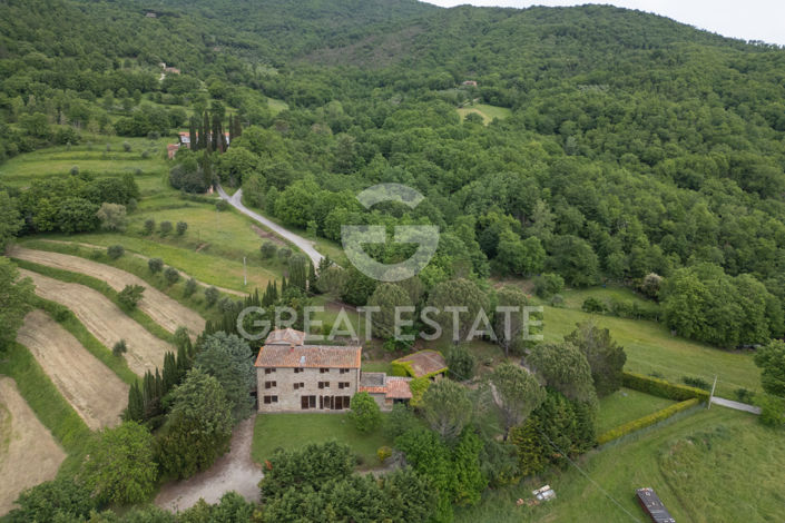 Image No.9-Maison de campagne de 4 chambres à vendre à Cortona