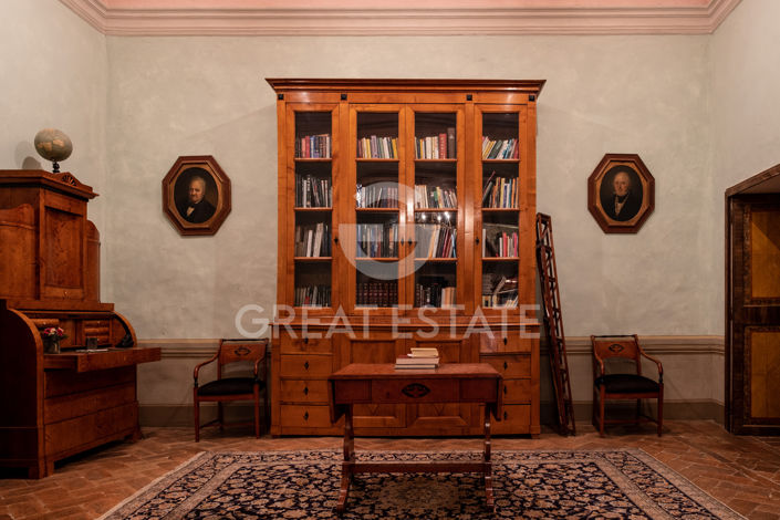 Image No.18-3 Bed Apartment for sale