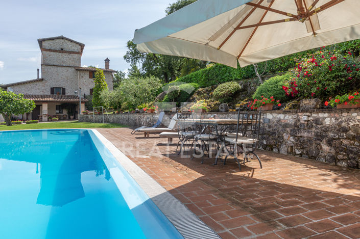 Image No.18-4 Bed Country House for sale