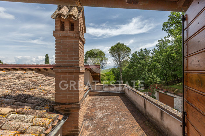 Image No.23-4 Bed Country House for sale