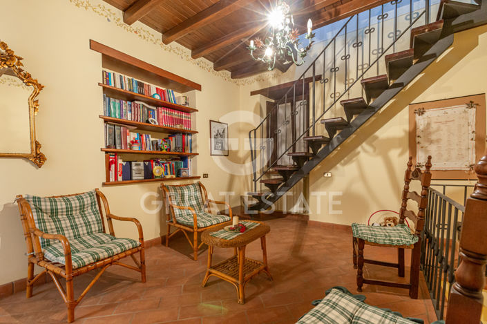 Image No.39-4 Bed Country House for sale