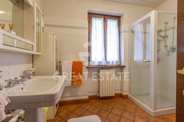 Image No.46-4 Bed Country House for sale