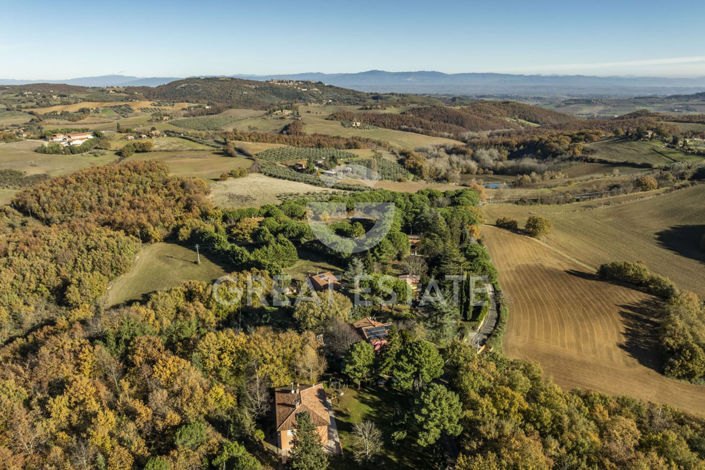 Image No.13-4 Bed Country House for sale