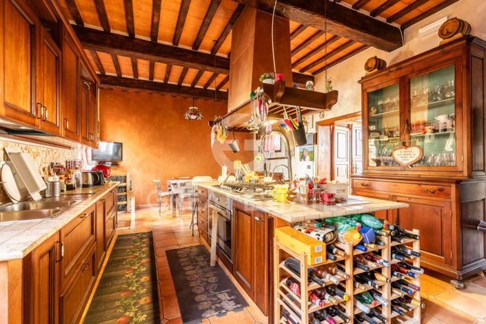 Image No.17-4 Bed Country House for sale