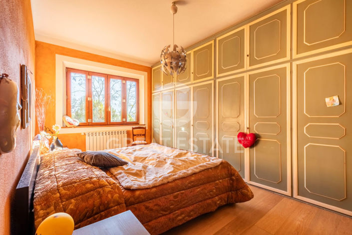 Image No.24-4 Bed Country House for sale