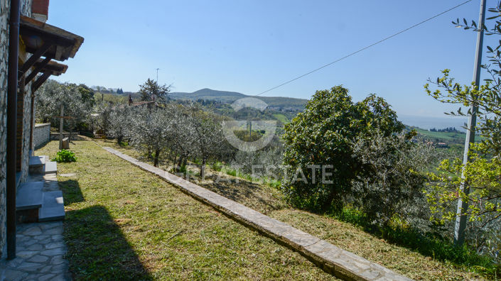 Image No.10-3 Bed Flat for sale