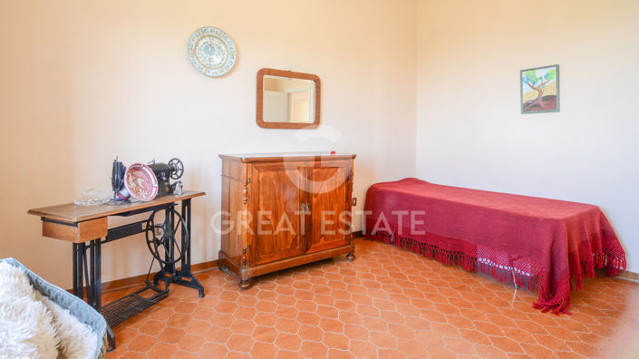 Image No.21-3 Bed Flat for sale