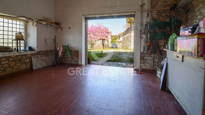 Image No.32-3 Bed Flat for sale