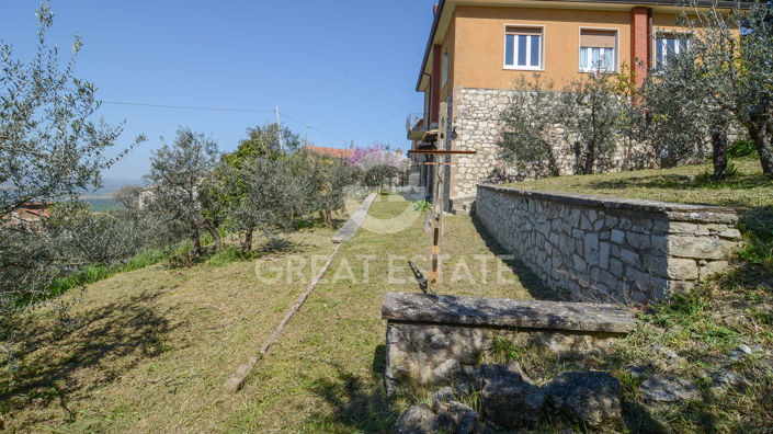 Image No.9-3 Bed Flat for sale