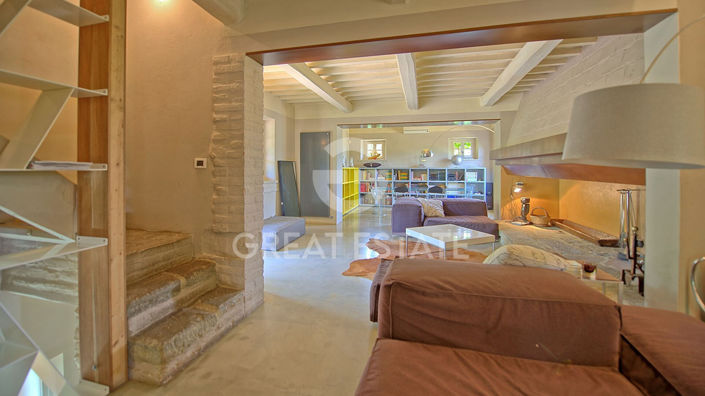 Image No.22-5 Bed Country House for sale