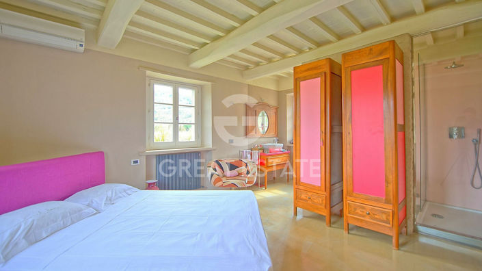 Image No.32-5 Bed Country House for sale
