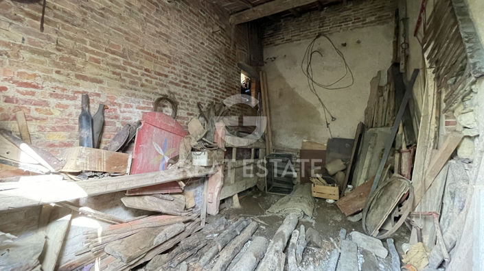 Image No.37-2 Bed Country House for sale