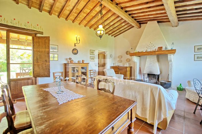 Image No.2-10 Bed Country House for sale