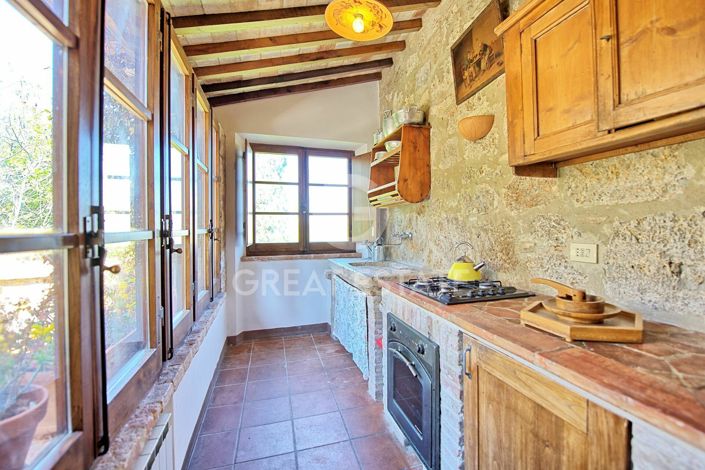 Image No.20-10 Bed Country House for sale