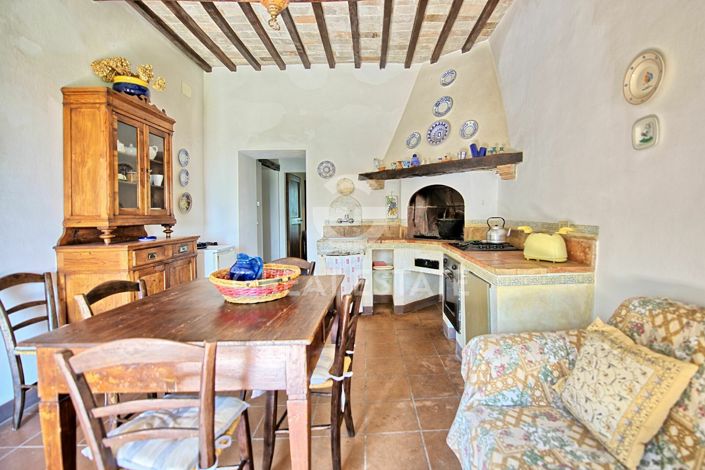 Image No.23-10 Bed Country House for sale