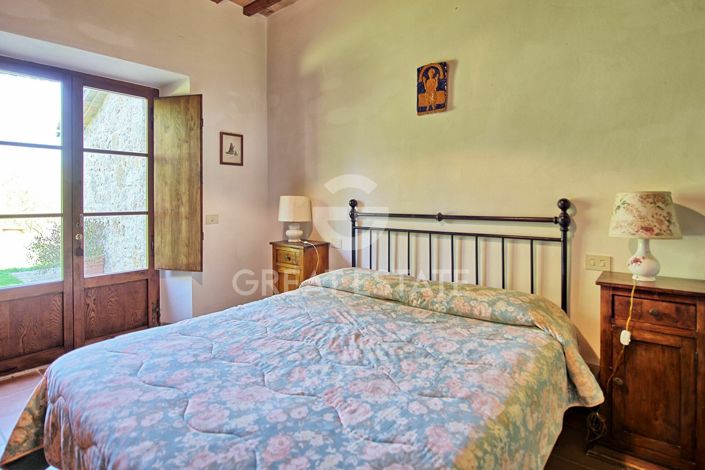 Image No.33-10 Bed Country House for sale