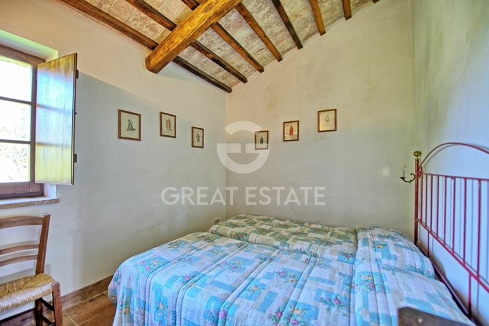 Image No.37-10 Bed Country House for sale