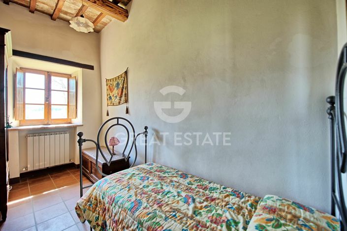 Image No.38-10 Bed Country House for sale