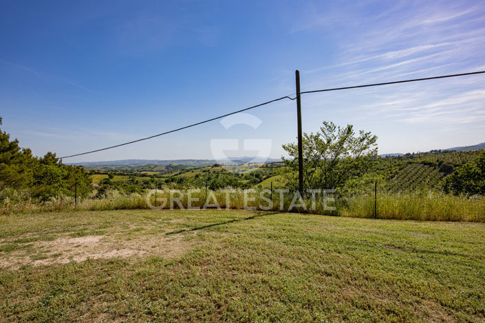 Image No.27-3 Bed Country House for sale