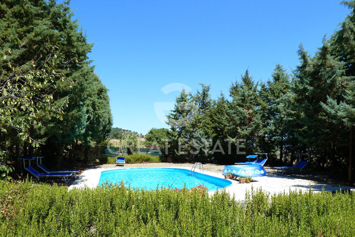 Image No.29-3 Bed Country House for sale