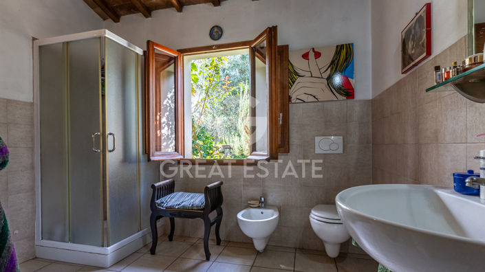 Image No.17-3 Bed Country House for sale