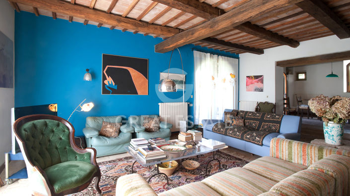 Image No.2-8 Bed Country House for sale