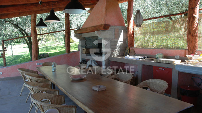 Image No.32-8 Bed Country House for sale