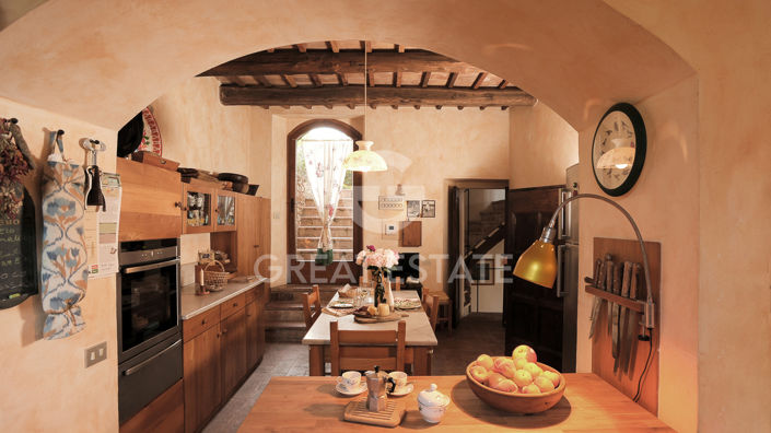 Image No.43-8 Bed Country House for sale