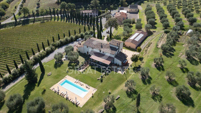 Image No.4-8 Bed Country House for sale