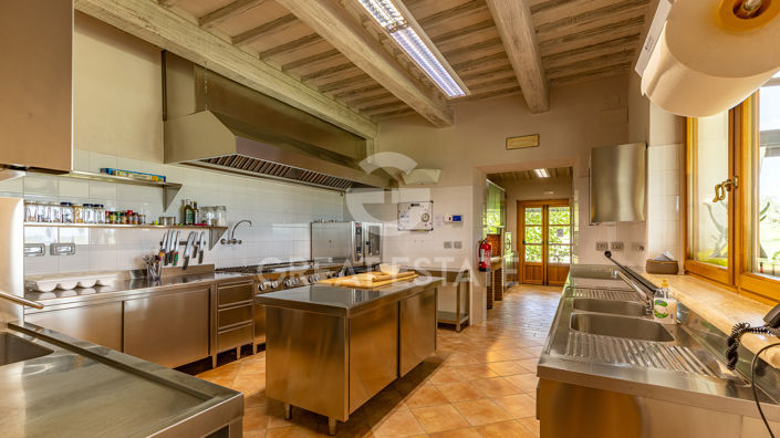 Image No.49-8 Bed Country House for sale