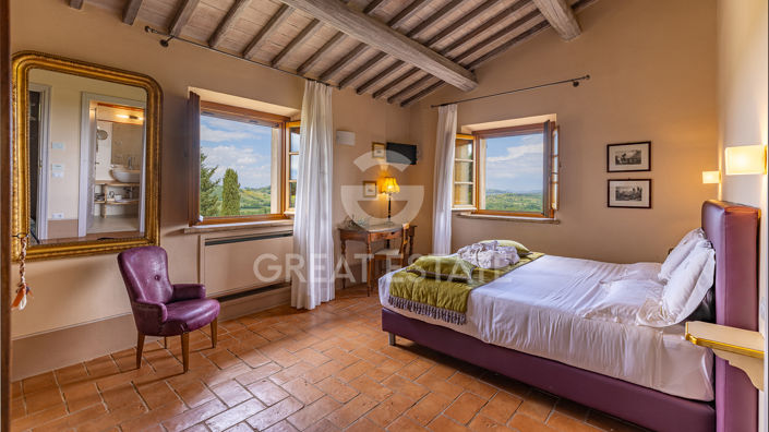 Image No.58-8 Bed Country House for sale